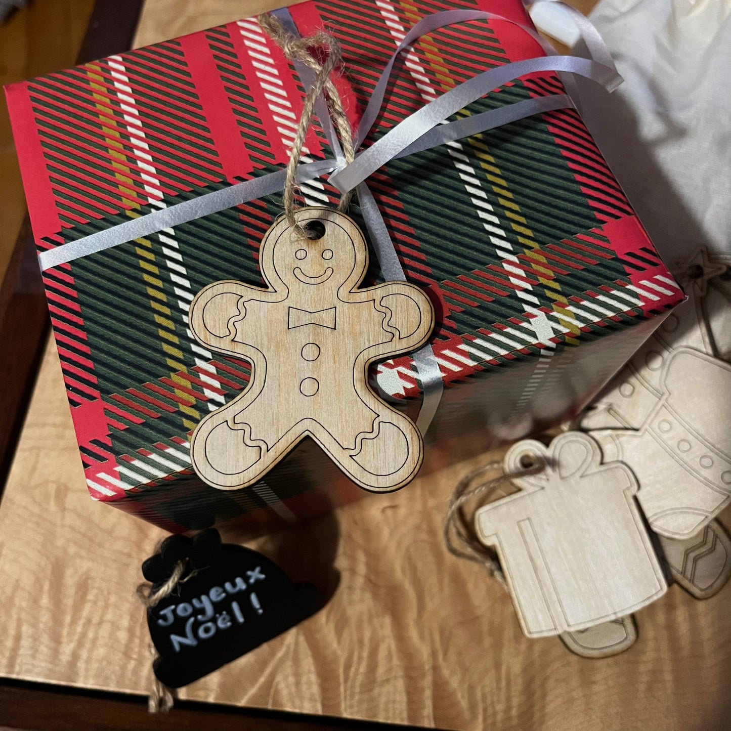 Étiquettes pour cadeaux réutilisables
